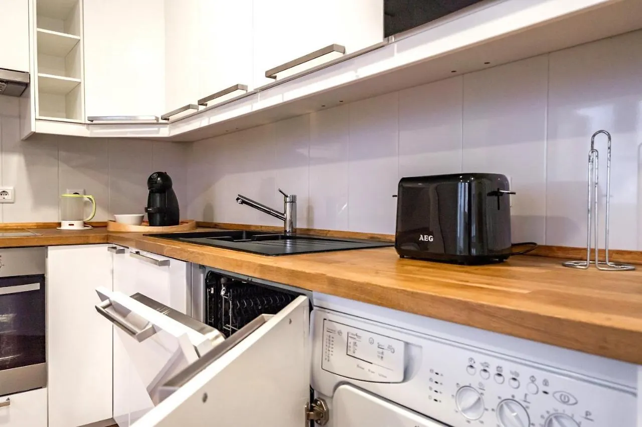 Apartment Akicity Marques Pearl II Lisbon